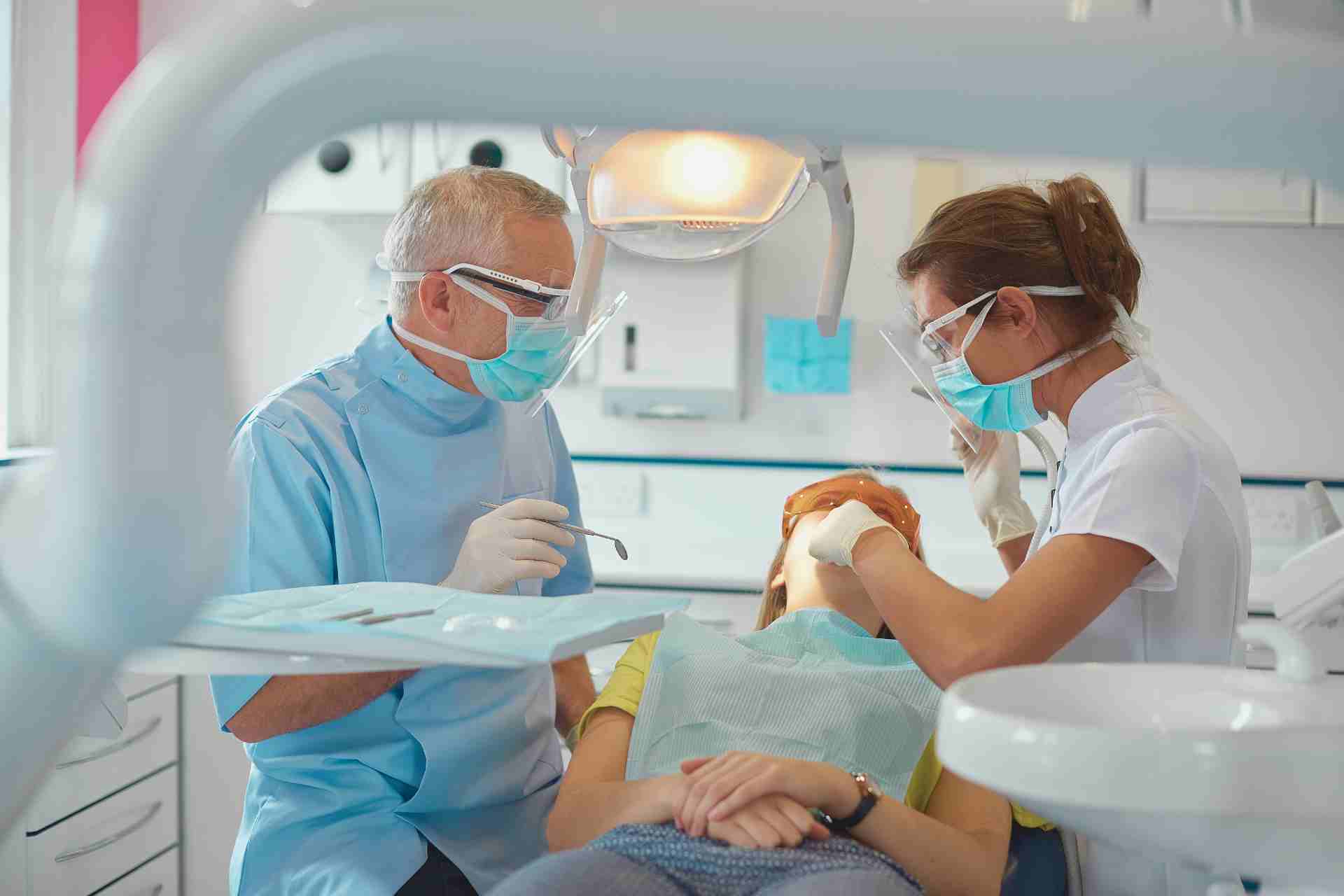 Dentist in Holyoke, CO